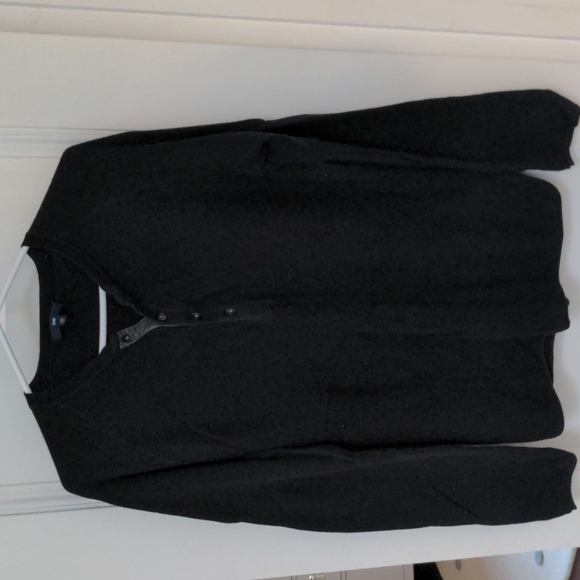 Gap Henley Shirt - Picture 1 of 3